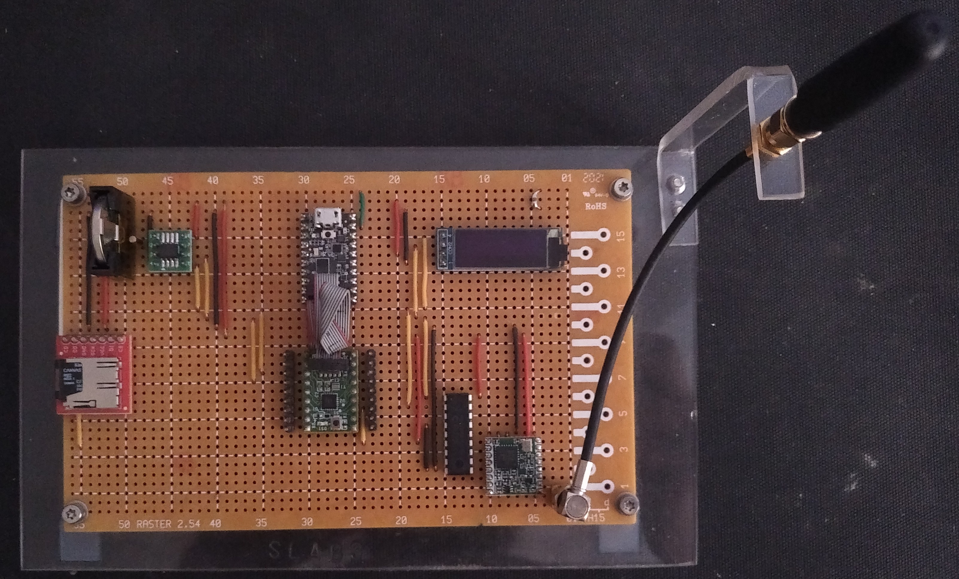 a picture of SLAB3 with the antenna in the top right